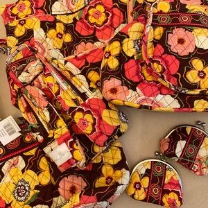 NWT Vera Bradley complete set of  Bags purses  set of six, buttercup pattern